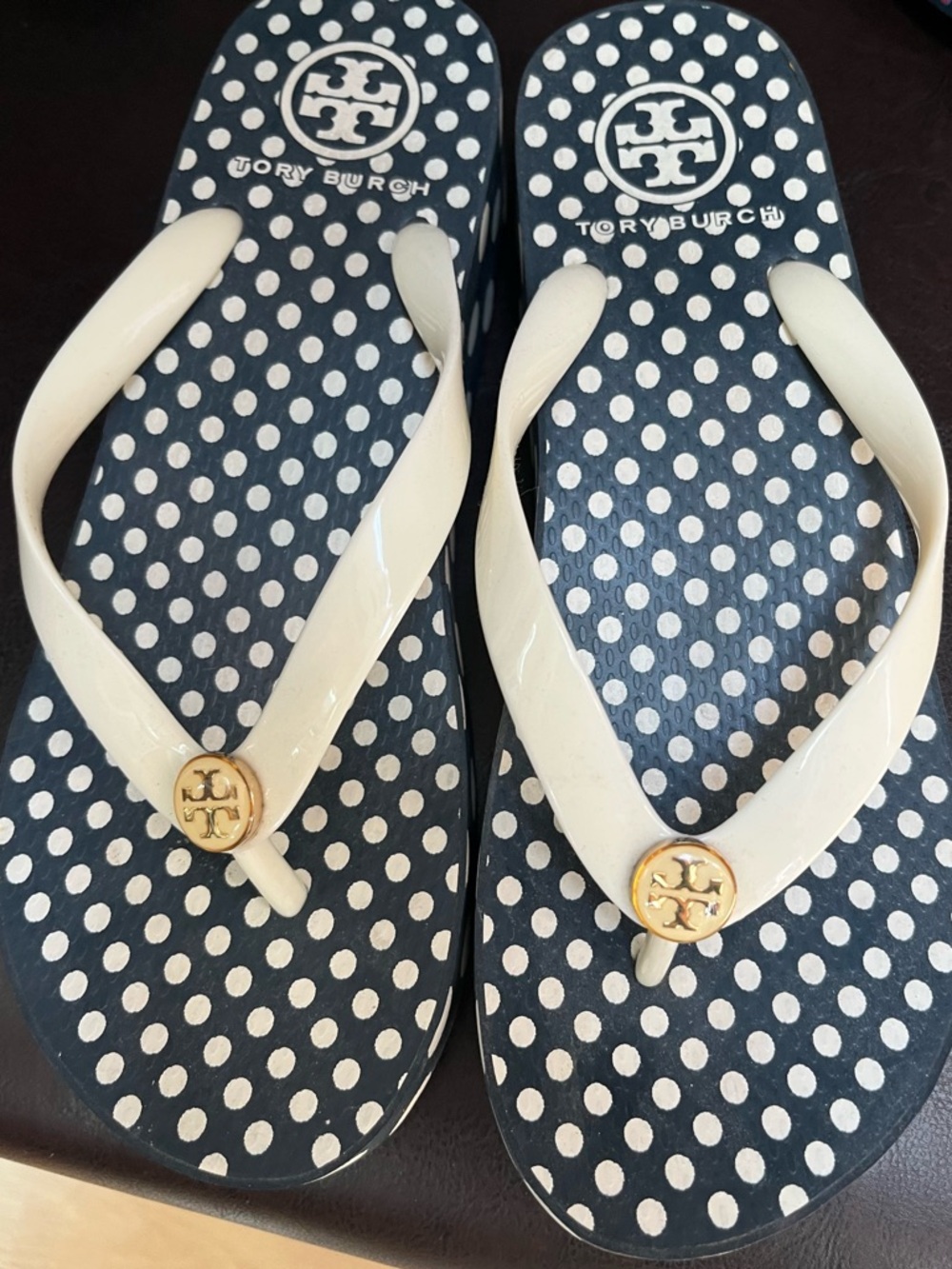 Tory Burch Navy and White Polka Dot Flip Flops with Gold Logo